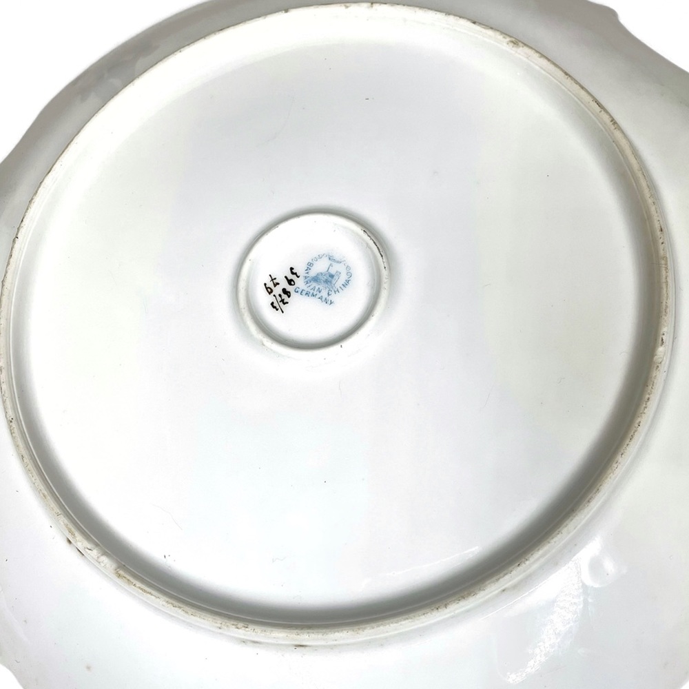 Vintage Pair of Gold Accent Bavarian China Plates - Picture 5 of 13